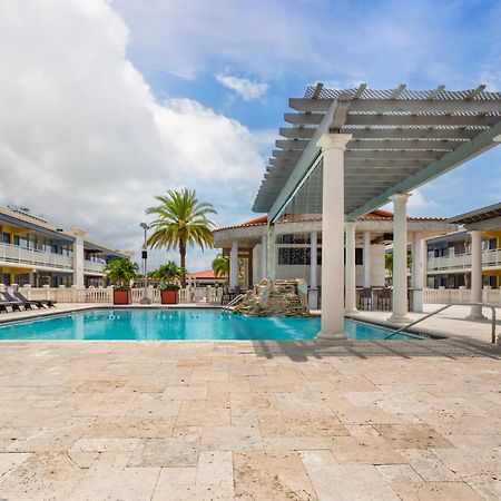 Quality Inn And Conference Center Tampa-Brandon Heartland Екстериор снимка