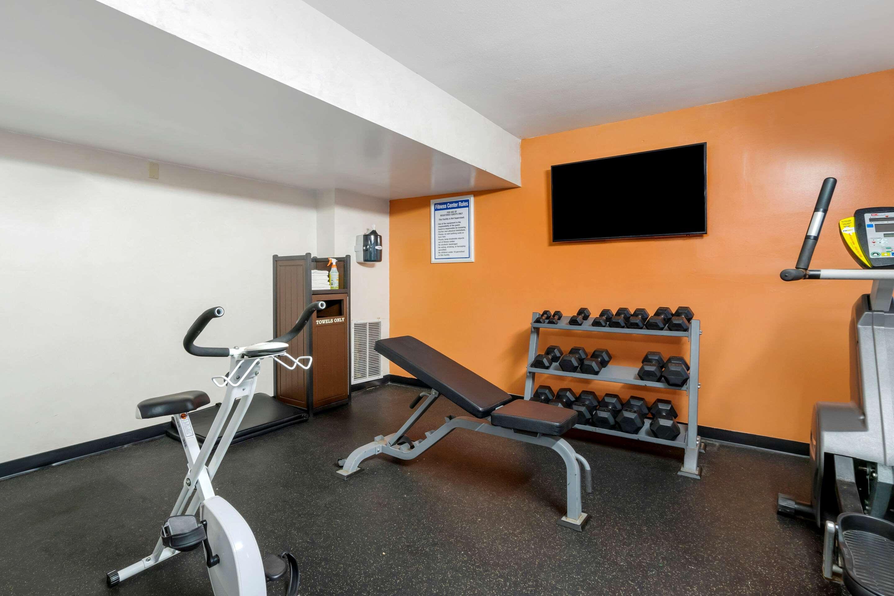 Quality Inn And Conference Center Tampa-Brandon Heartland Екстериор снимка