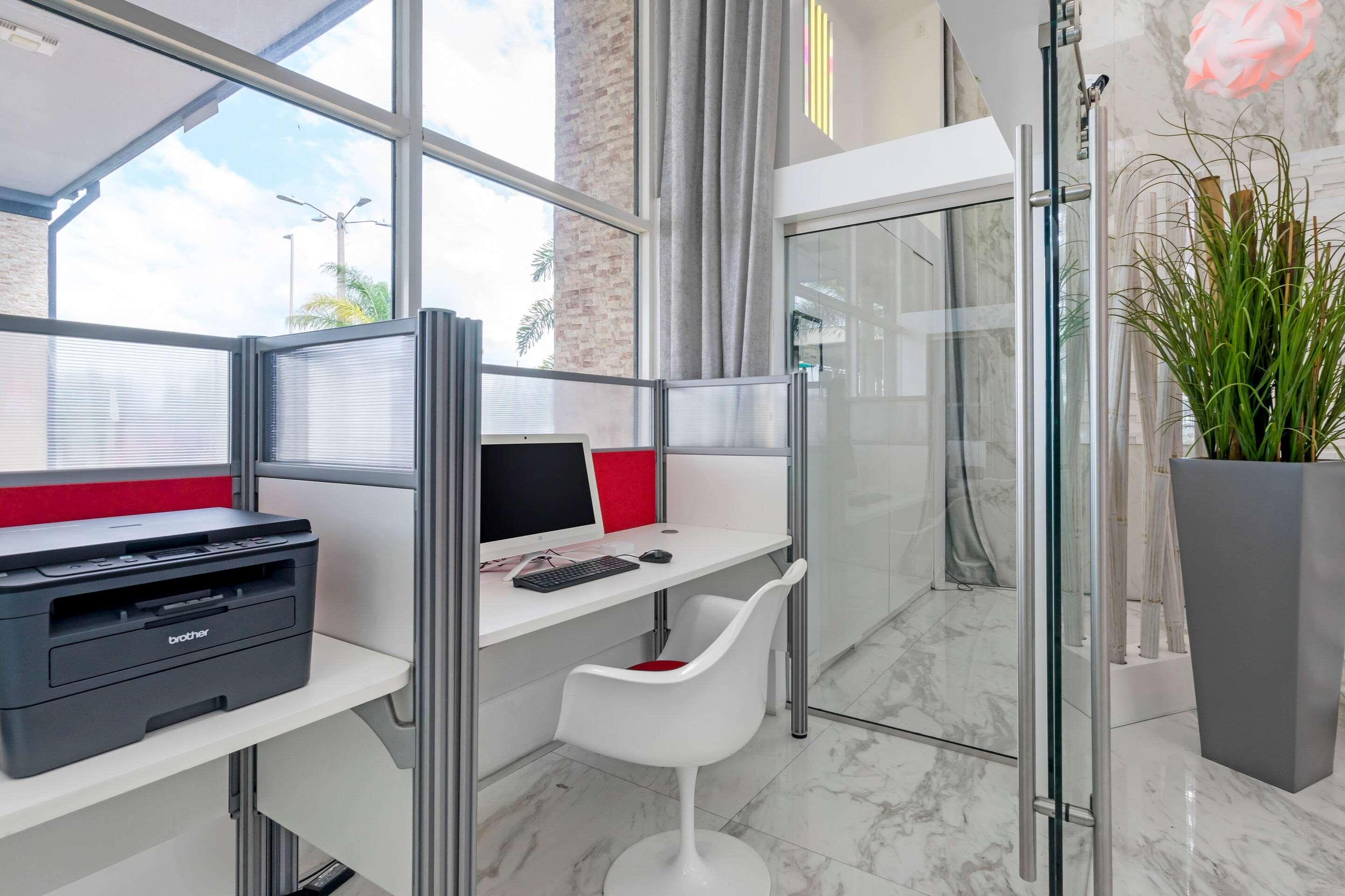 Quality Inn And Conference Center Tampa-Brandon Heartland Екстериор снимка